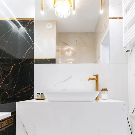 Versace Jana Pawla Apartmán *